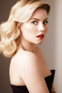 Elisha Cuthbert Radiates A Powerful Sexual Energy